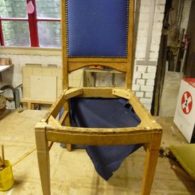 Renovatie houten stoel